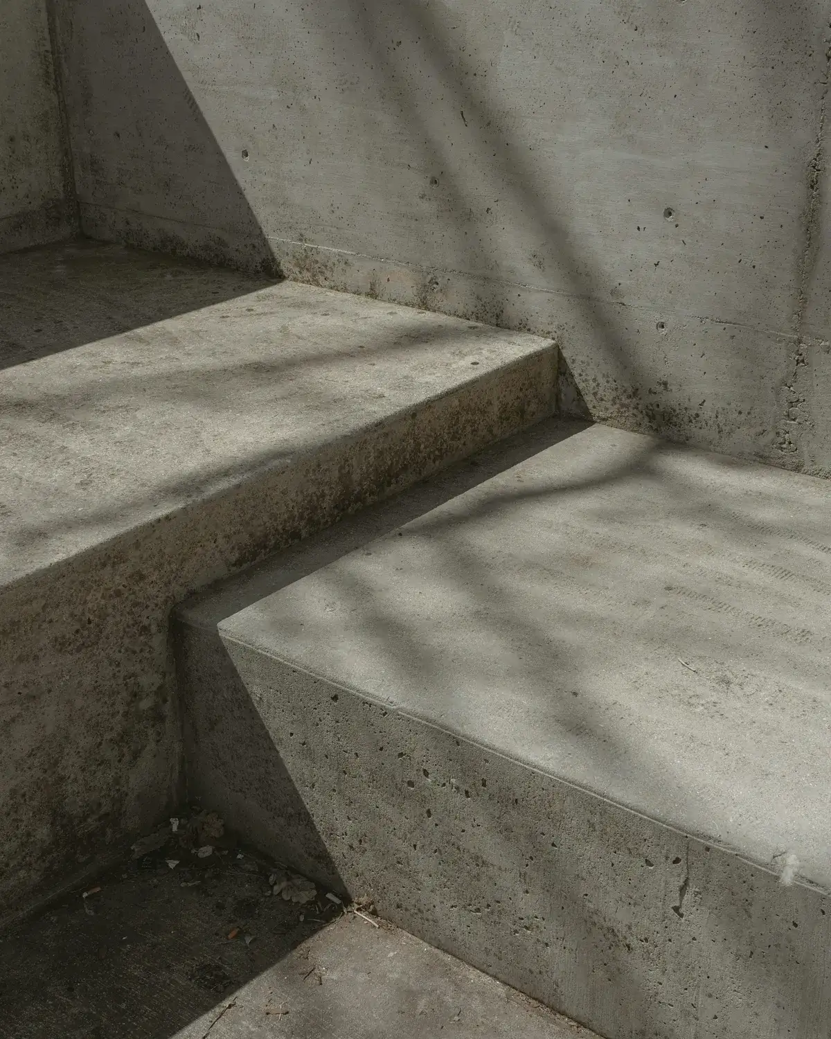 Piscină din beton armat, finisată cu liner